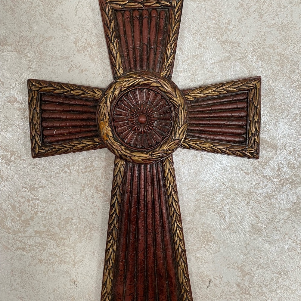 2006 Home Interior Cross made of Resin 13” x 9” Maroon and Browns